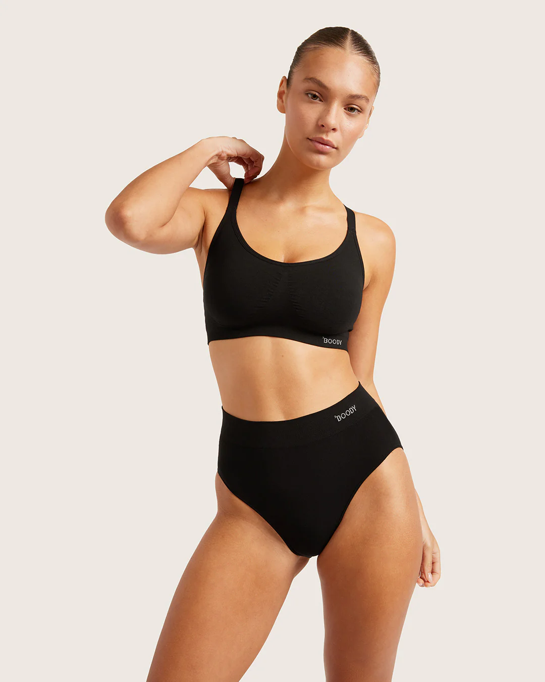 Full Bust Wireless Racerback Bra - Black - Image 5