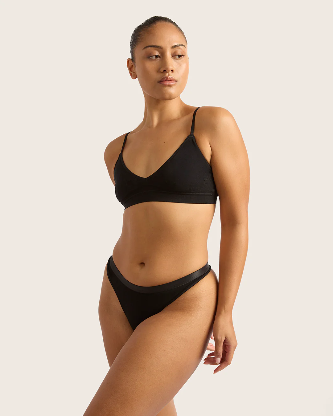 LYOLYTE Triangle Bralette - Black - Image 5