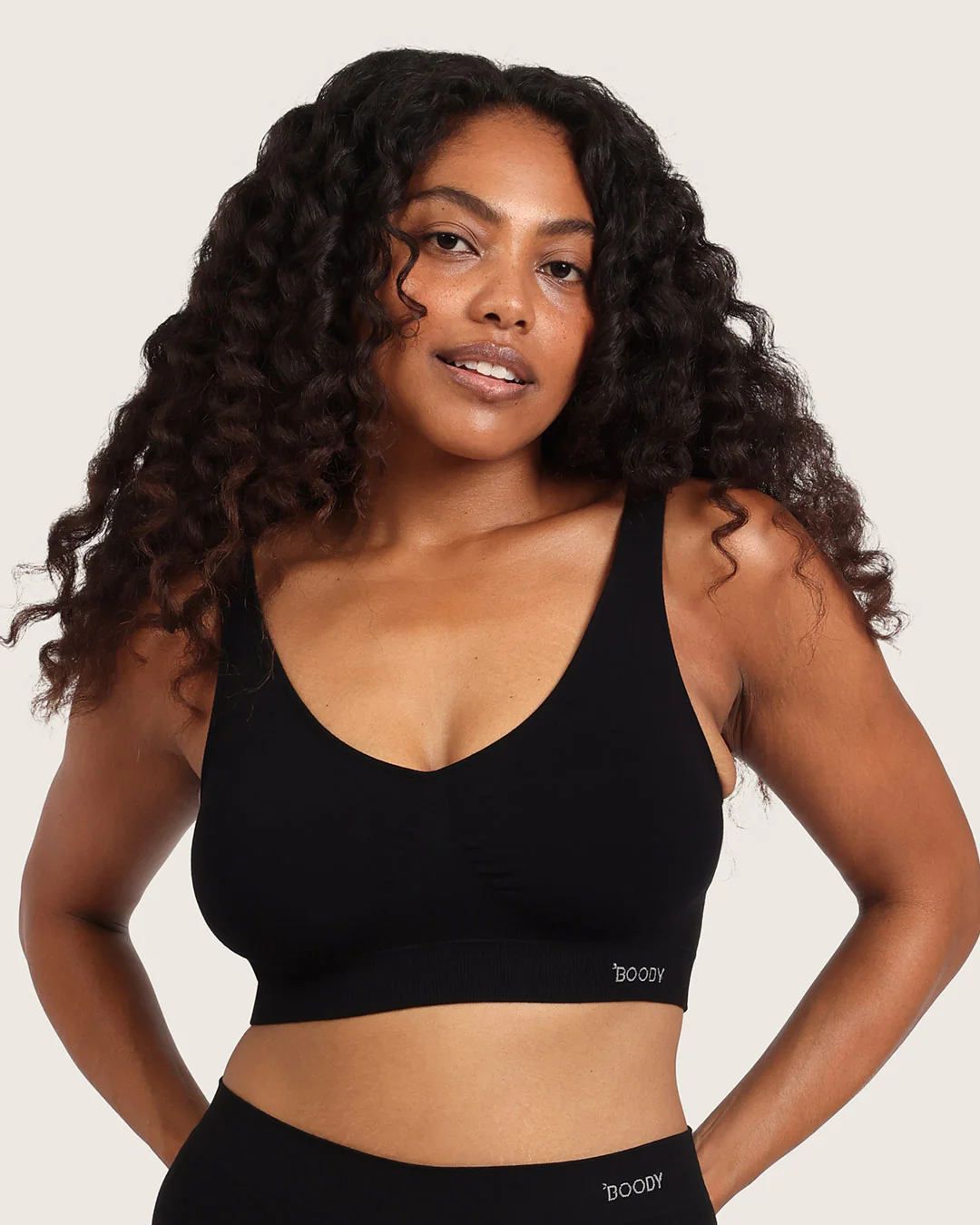 Seamfree Padded Crop Bra - Black - Image 7