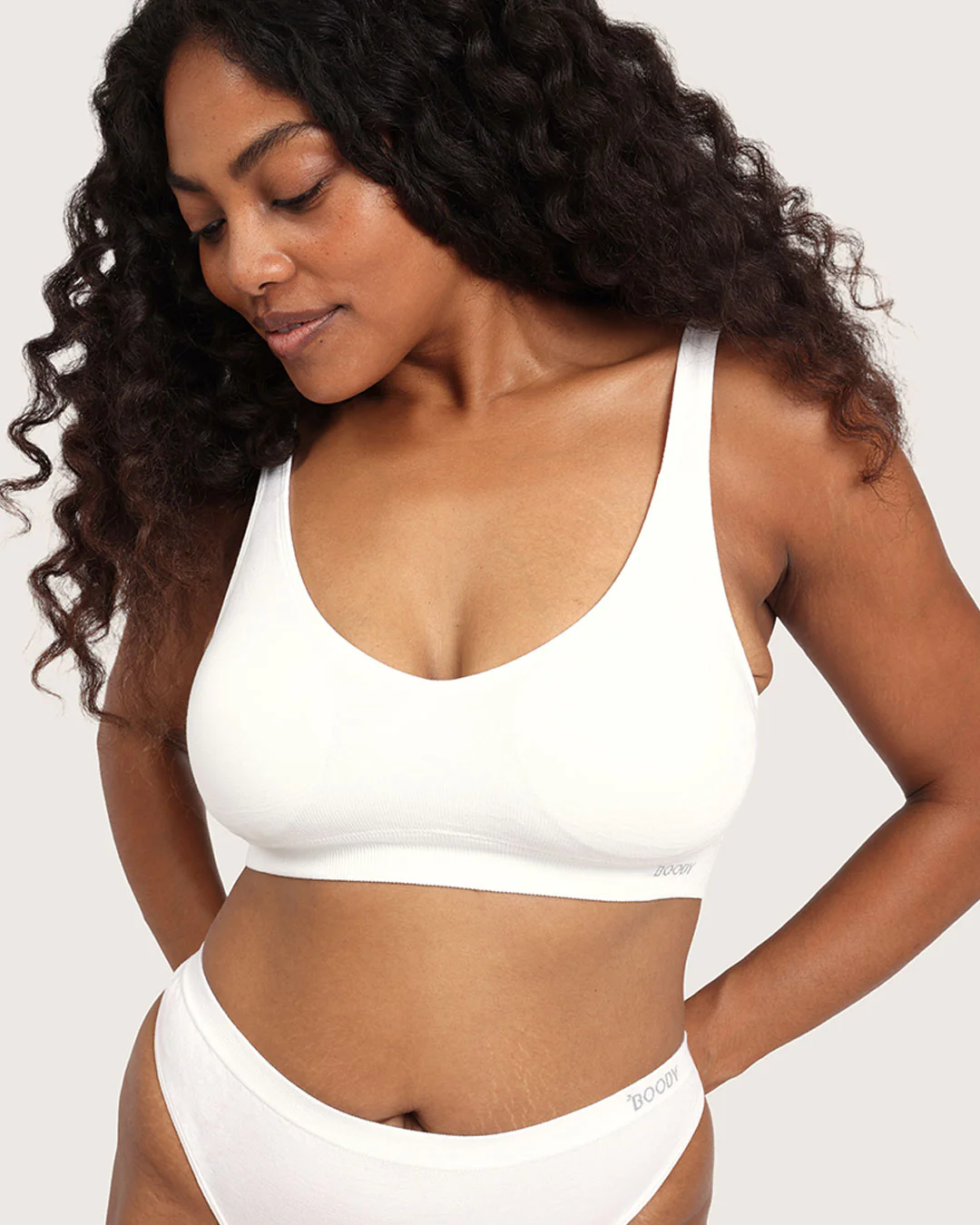 Seamfree Padded Crop Bra - White - Image 9